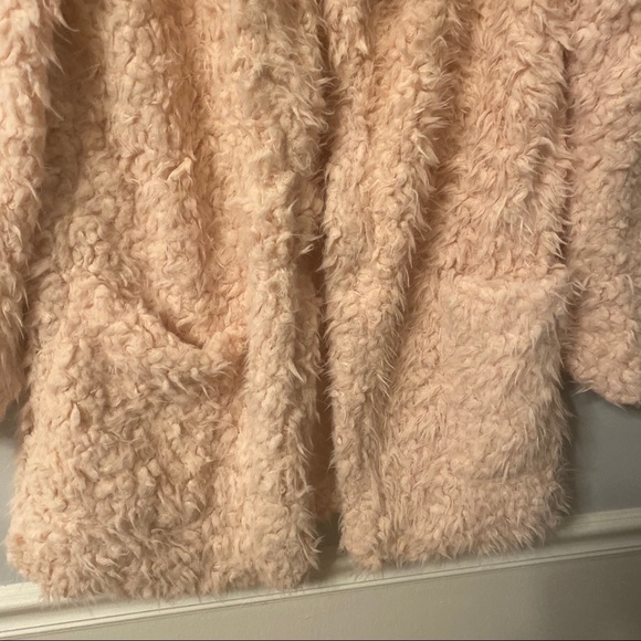 🌸LAST-MEDIUM🌸Blush Shaggy Faux Shearling Coat - Picture 6 of 9